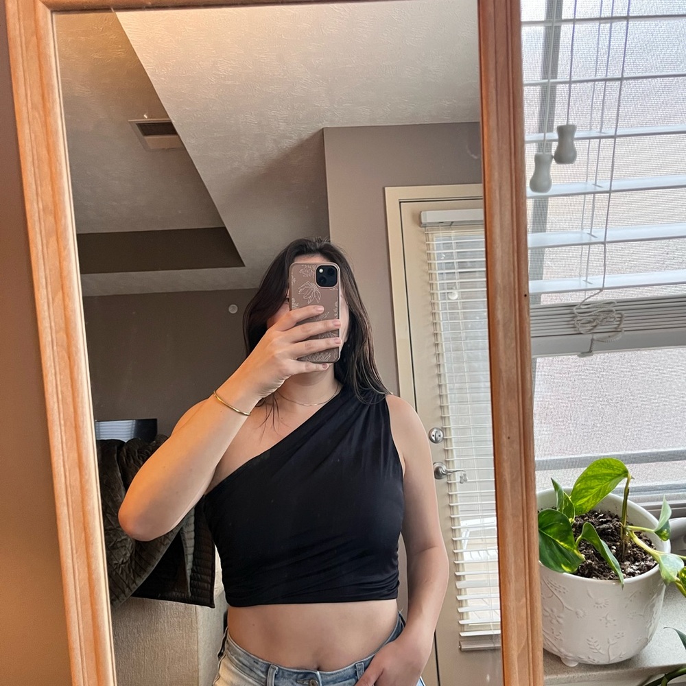 Elegant Black One-Shoulder Top